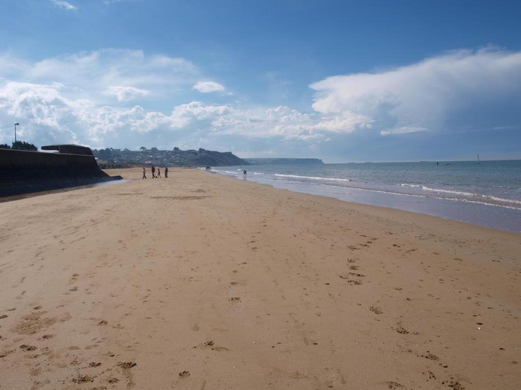 Appartement F1 Mansarde A 100M De La Plage, Proche De Arromanches Et Des Plages Du Debarquement Saint-Côme-de-Fresné Eksteriør bilde